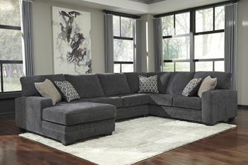 Tracling Right-Arm Facing Sofa (7260067)