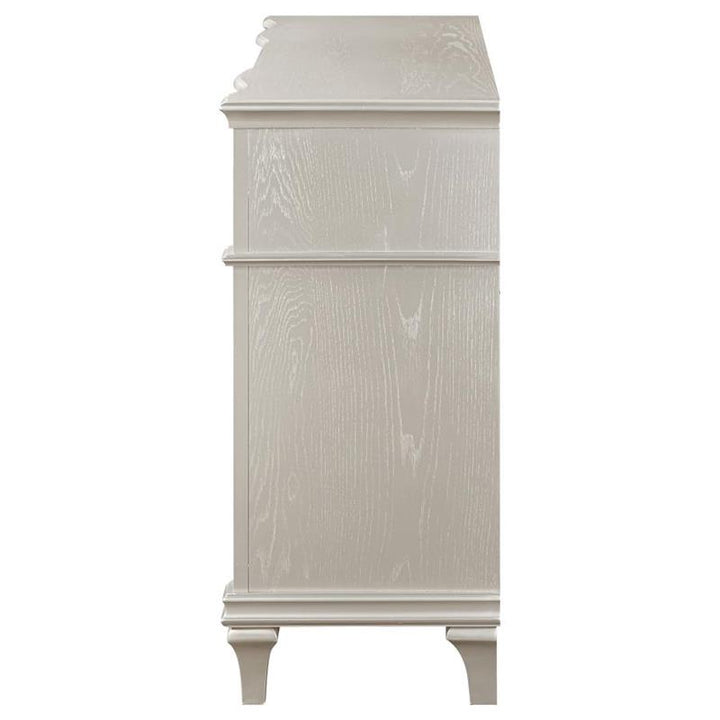 Evangeline 4-drawer Sideboard Server with Faux Diamond Trim Silver Oak (107555)