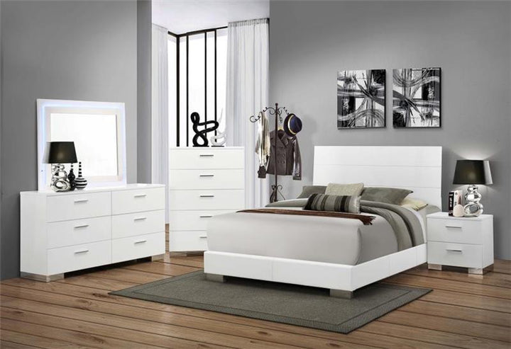 Felicity 5-piece Eastern King Bedroom Set with LED Mirror Glossy White (203501KE-S5L)