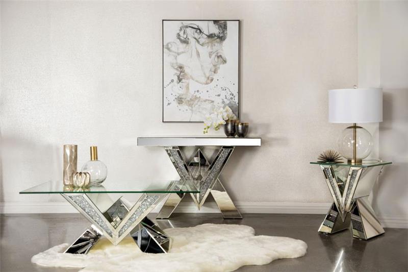 Taffeta V-shaped End Table with Glass Top Silver (723447)