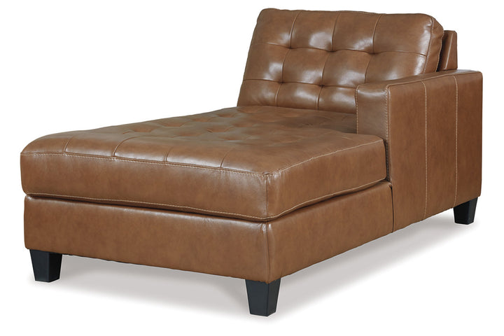 Baskove Right-Arm Facing Corner Chaise (1110217)