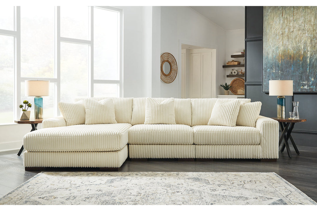 Lindyn 3-Piece Sectional with Chaise (21104S13)