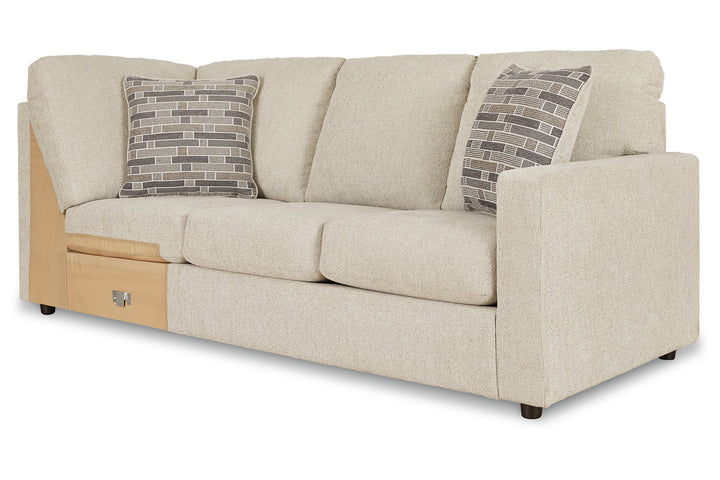 Edenfield Right-Arm Facing Sofa with Corner Wedge (2900449)