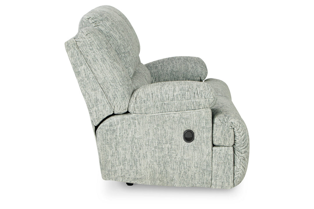 McClelland Reclining Loveseat (2930286)