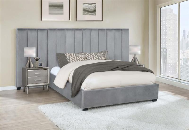 Arles Upholstered Bedroom Set Grey with Side Panels (306070KE-SP)