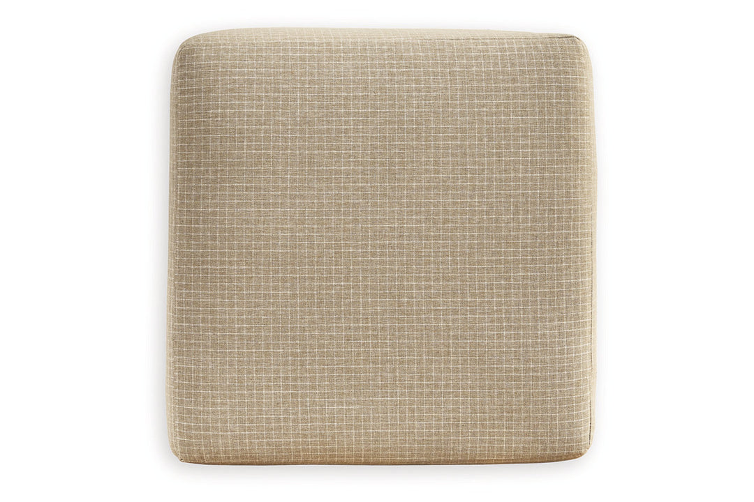 Valerani Oversized Accent Ottoman (3570208)