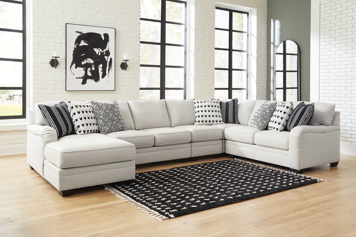 Huntsworth 5-Piece Sectional with Chaise (39702S5)