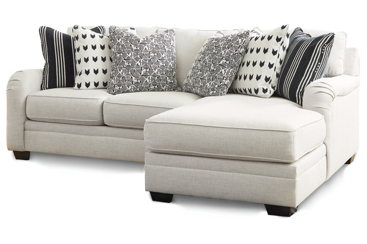 Huntsworth 2-Piece Sectional with Chaise (39702S2)