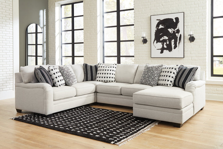 Huntsworth 4-Piece Sectional with Chaise (39702S4)