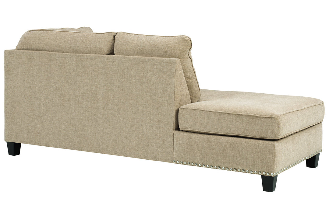 Dovemont Left-Arm Facing Corner Chaise (4040116)