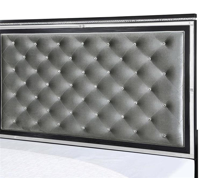 Cappola Upholstered Tufted Bedroom Set Silver and Black (223361Q-S5)