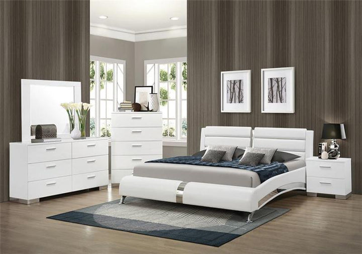 Jeremaine 5-piece Queen Bedroom Set Glossy White (300345Q-S5)