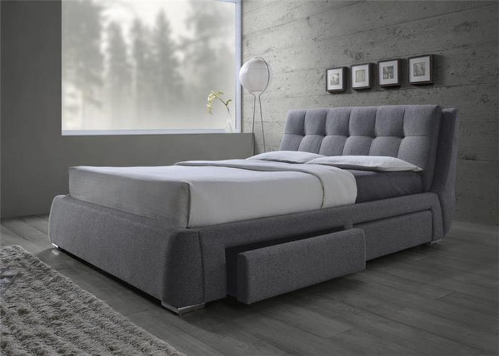 Fenbrook Eastern King Tufted Upholstered Storage Bed Grey (300523KE)