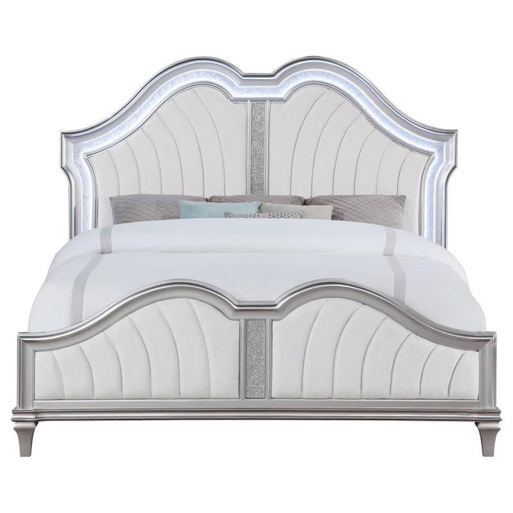 Evangeline Tufted Upholstered Platform Queen Bed Ivory and Silver Oak (223391Q)