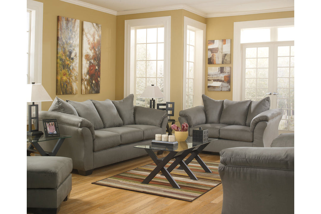 Darcy Loveseat (7500535)