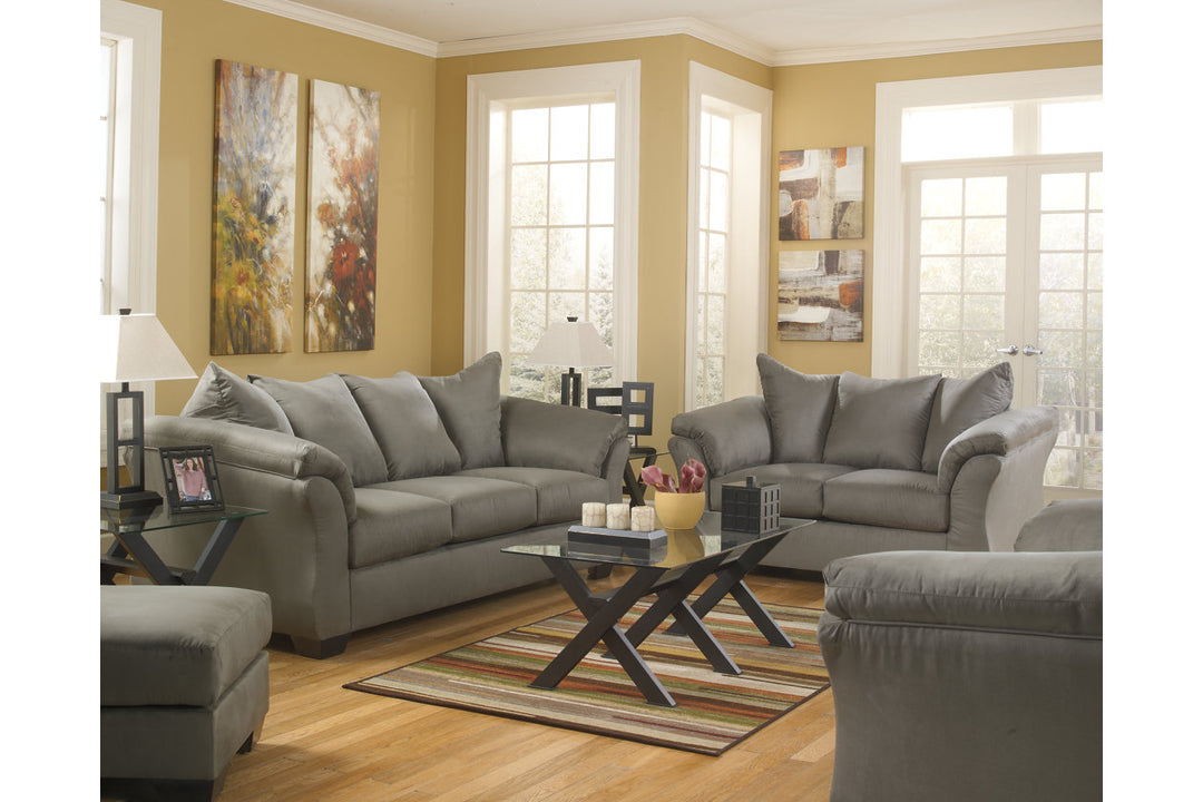 Darcy Loveseat (7500535)