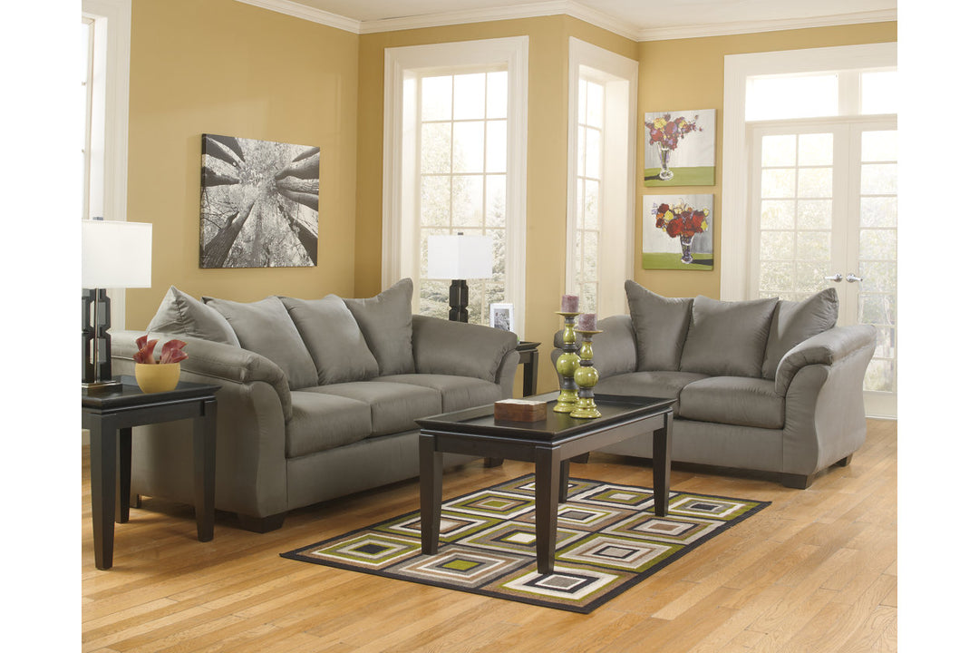 Darcy Loveseat (7500535)