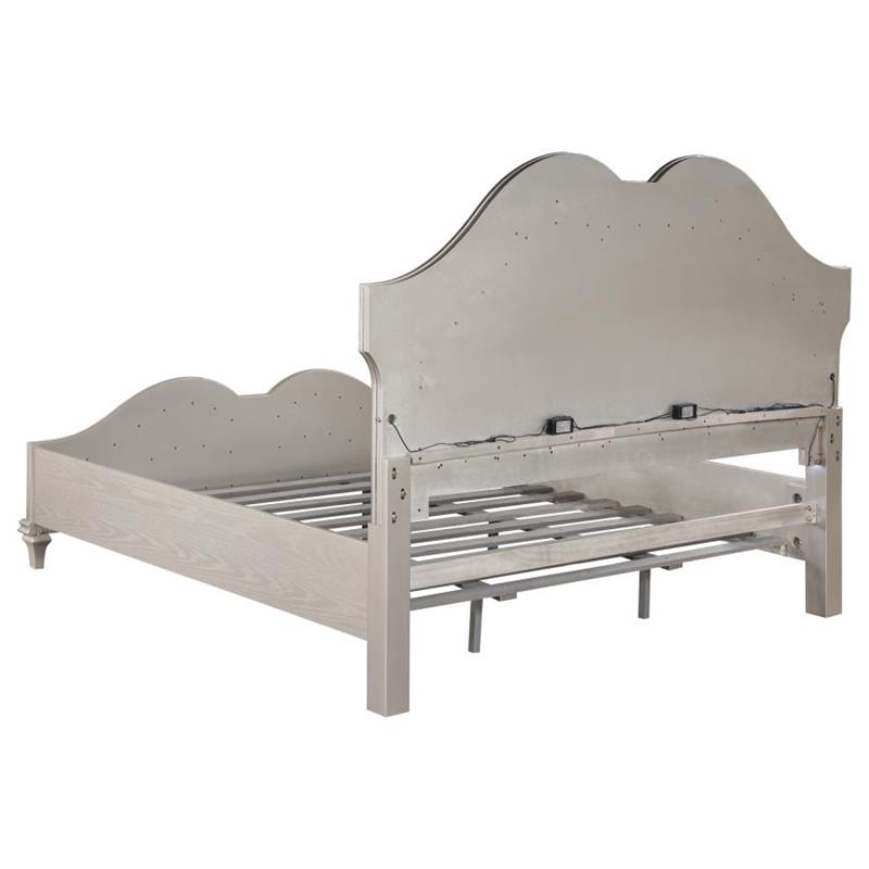 Evangeline 5-piece Upholstered Platform Eastern King Bedroom Set Ivory and Silver Oak (223391KE-S5)