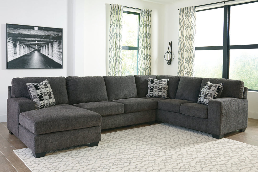 Ballinasloe 3-Piece Sectional with Chaise (80703S1)