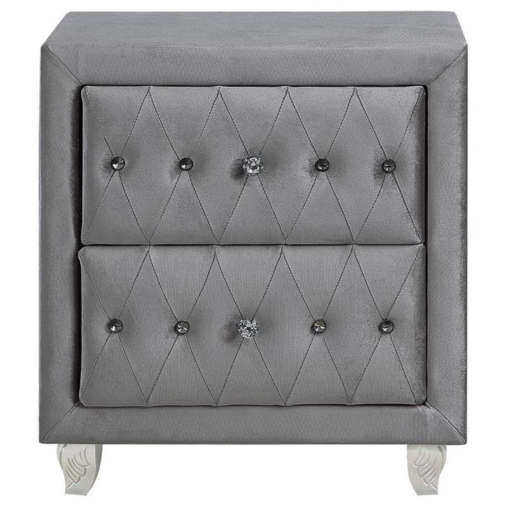 Deanna Upholstered Tufted Bedroom Set Grey (205101KE-S5)