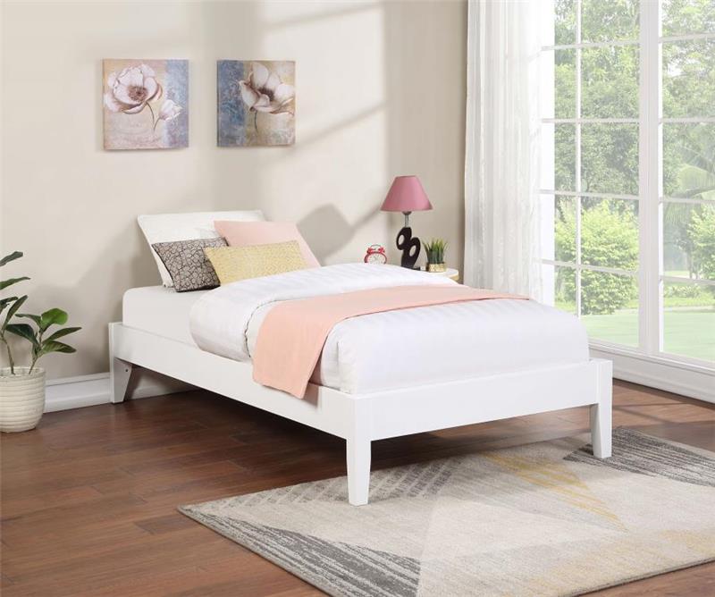 Hounslow Platform Full Bed White (306128F)