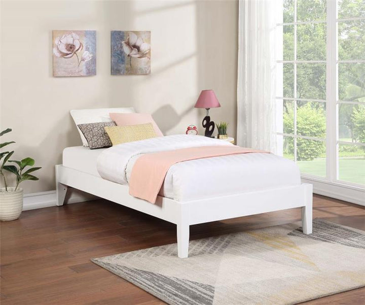 Hounslow Platform Full Bed White (306128F)