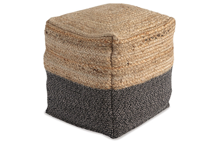 Sweed Valley Pouf (A1000422)