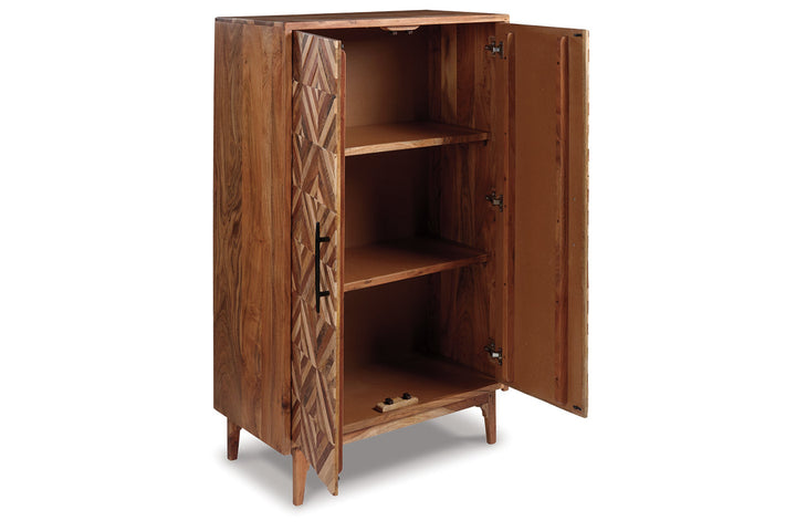 Gabinwell Accent Cabinet (A4000267)