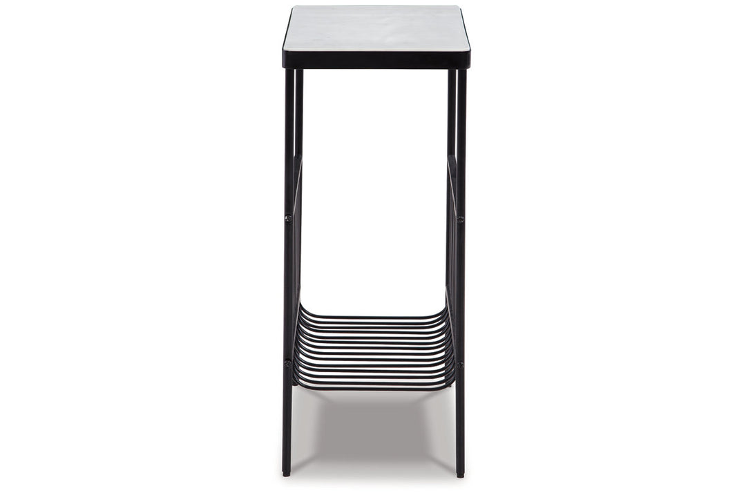 Issiamere Accent Table (A4000543)