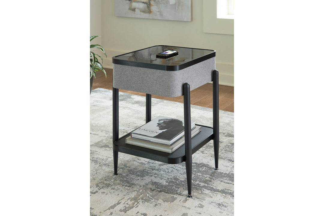 Jorvalee Accent Table (A4000550)