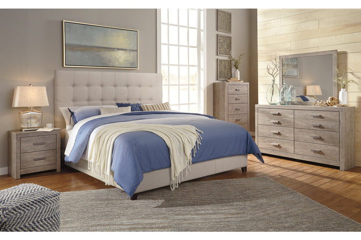 Dolante King Upholstered Bed (B130-582)