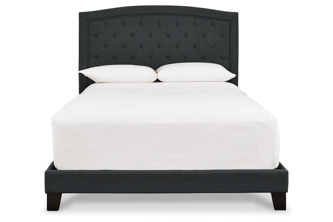 Adelloni King Upholstered Bed (B080-882)