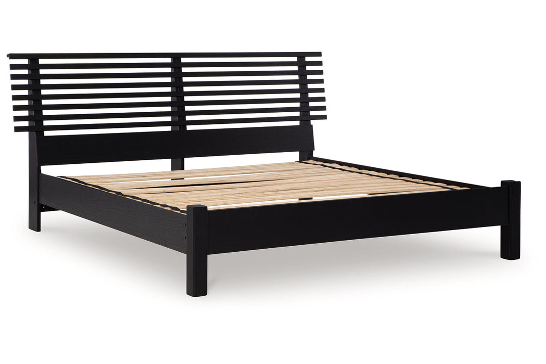 Danziar King Slat Panel Bed (B1013B6)