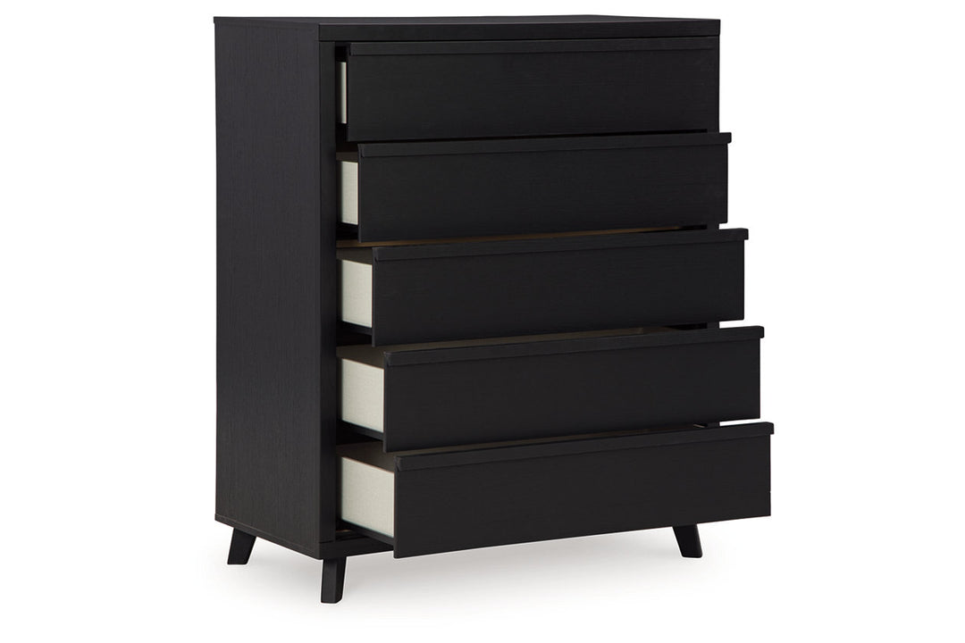 Danziar Wide Chest of Drawers (B1013-345)