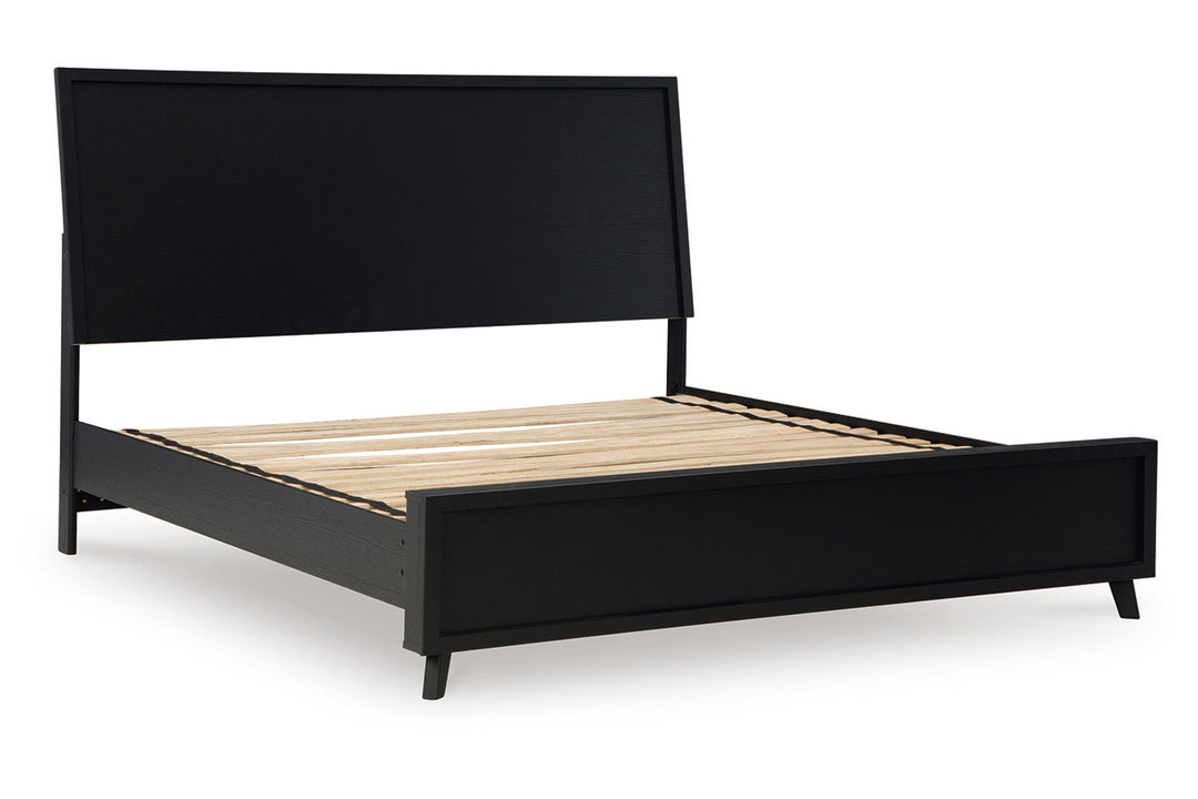 Danziar King Panel Bed (B1013B7)