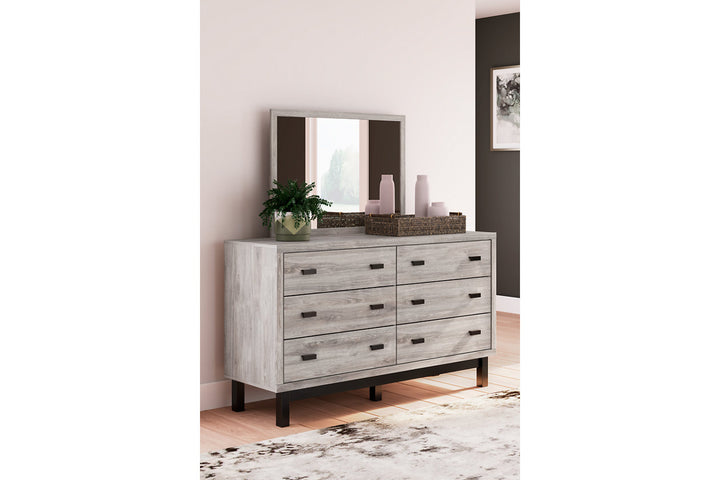 Vessalli Dresser and Mirror (B1036B1)