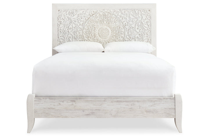 Paxberry Queen Panel Bed (B181B6)