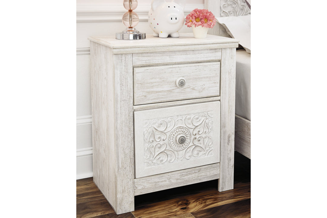 Paxberry Nightstand (B181-92)