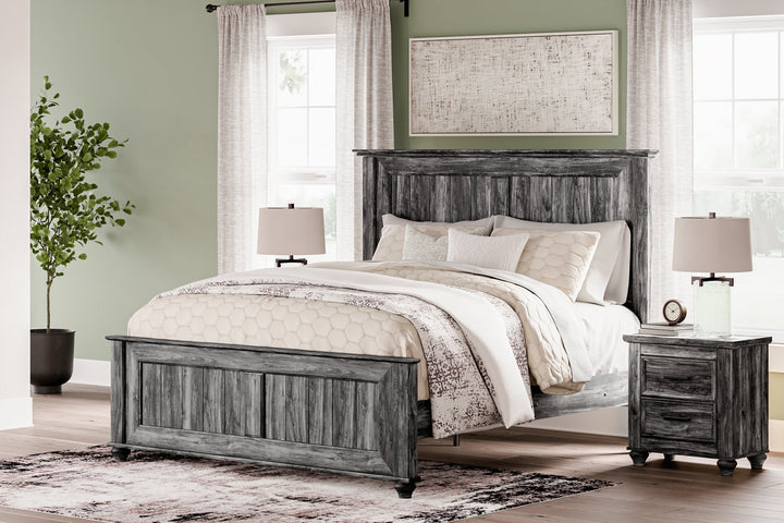 Thyven King Panel Bed (B2472B4)