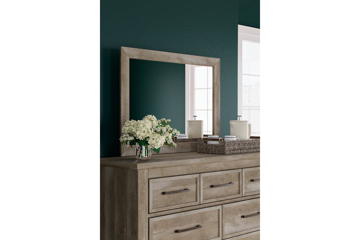 Yarbeck Dresser and Mirror (B2710B1)