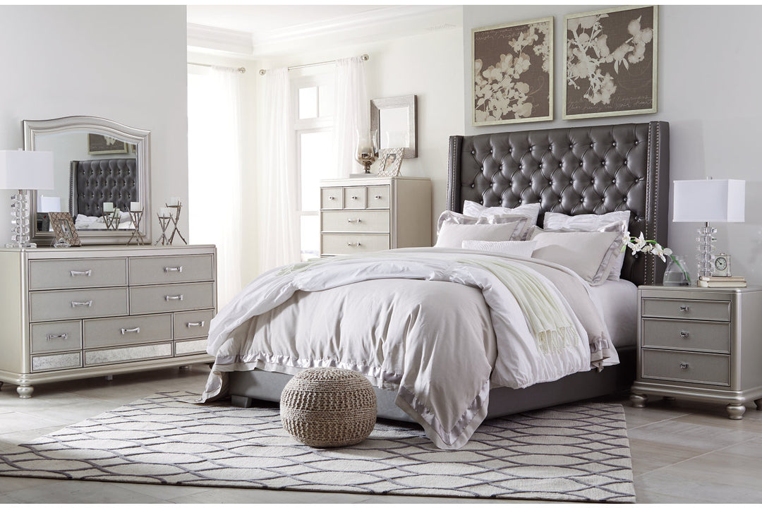 Coralayne Queen Upholstered Bed (B650B13)