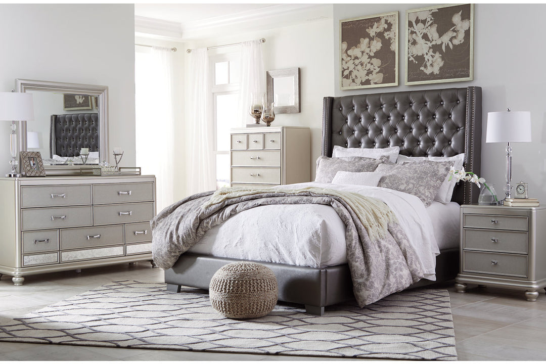 Coralayne Queen Upholstered Bed (B650B13)