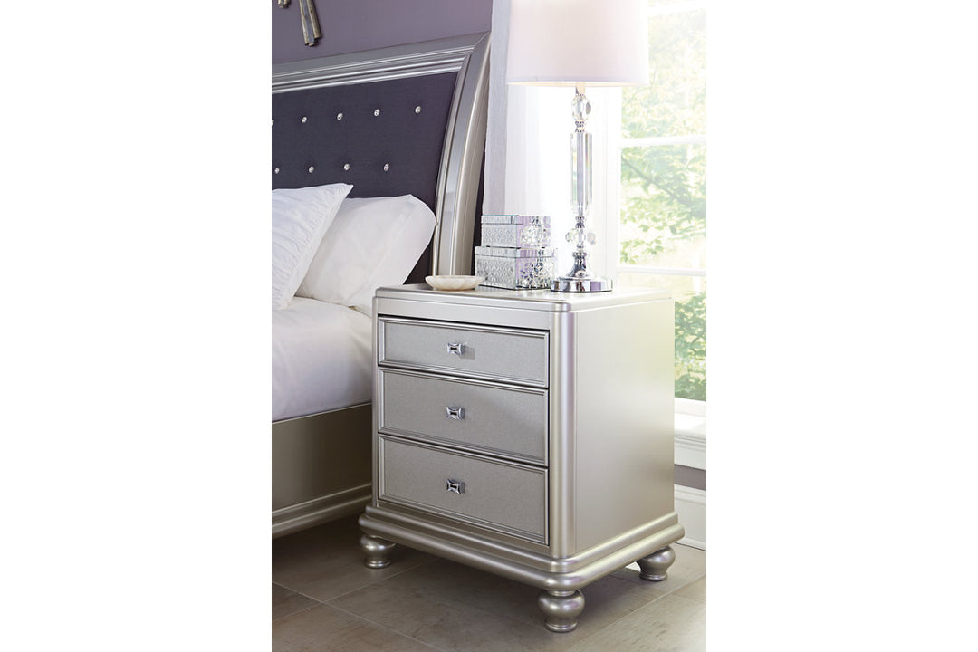 Coralayne Queen Upholstered Bed, Dresser, Mirror, Chest and Nightstand (B650B32)