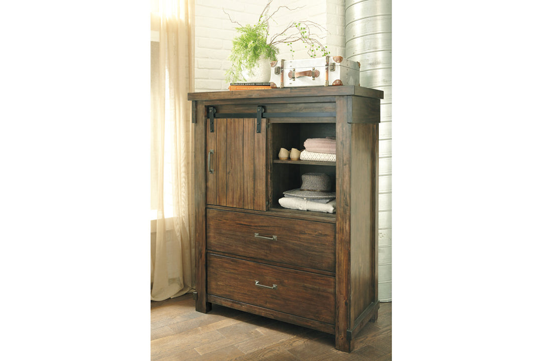 Lakeleigh Chest of Drawers (B718-46)