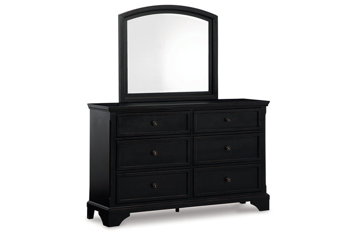 Chylanta Dresser and Mirror (B739B1)