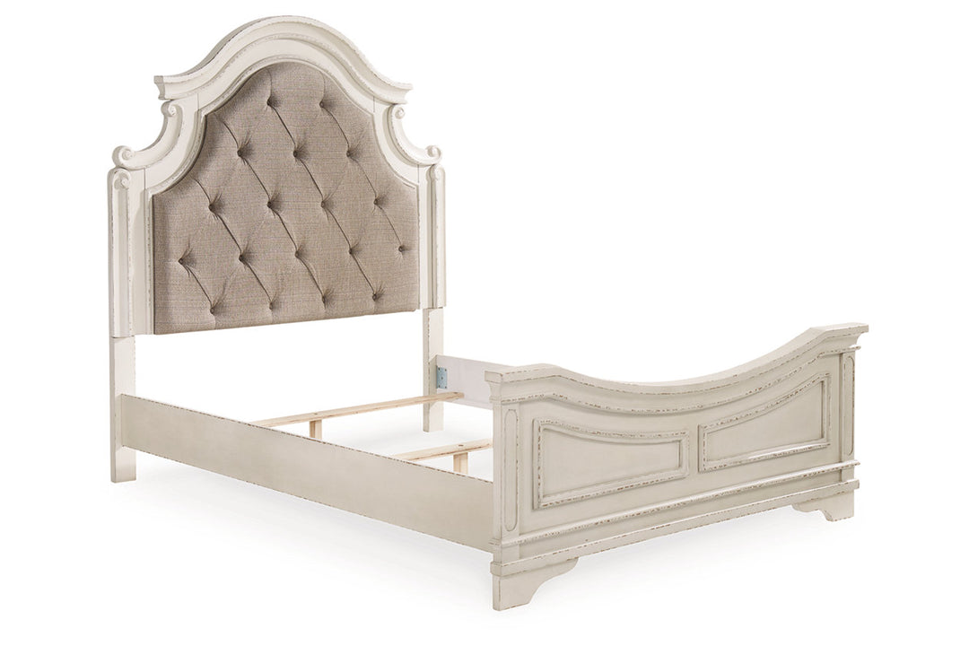 Realyn Queen Upholstered Panel Bed (B743B2)
