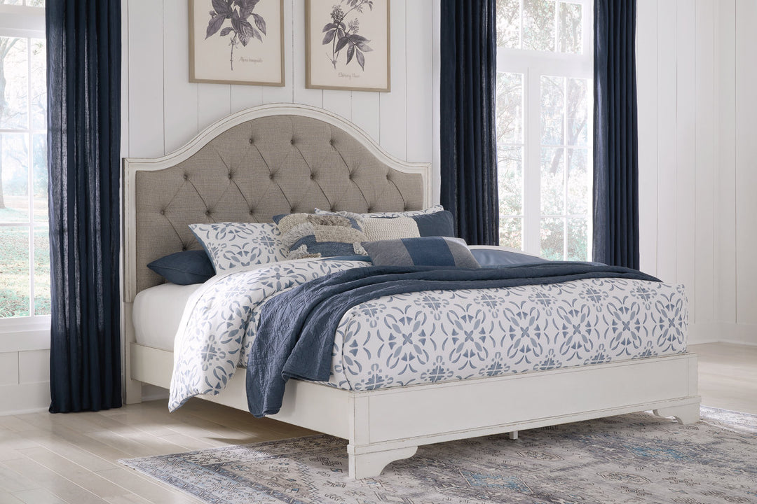 Brollyn California King Upholstered Panel Bed (B773B5)