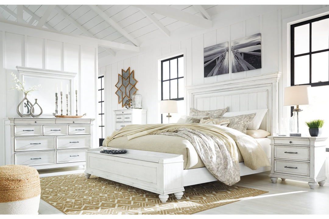 Kanwyn King Panel Bed with Storage Bench (B777B9)