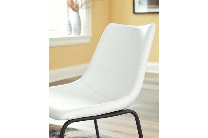Centiar Dining Chair (Set of 2) (D372-07X2)