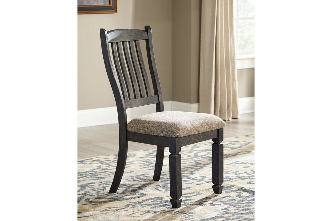 Tyler Creek Dining Chair (Set of 2) (D736-01X2)